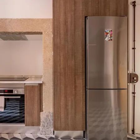 Joivy Exquisite With Patio In Graca Apartment Lisbon